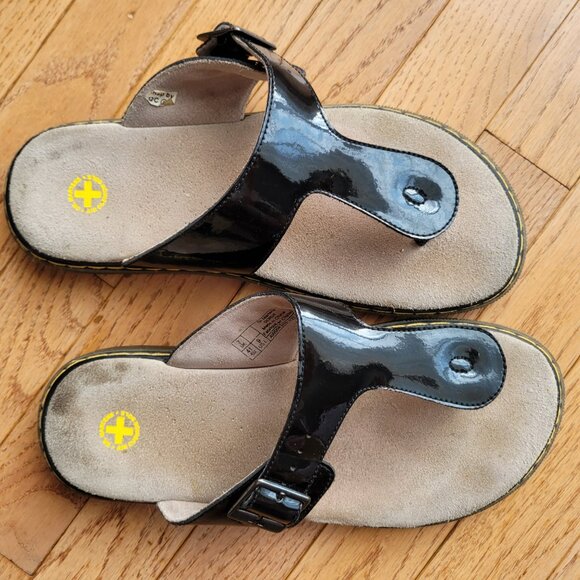 Dr Doc Martens Doria Black Patent Leather Flip Flop Sandal 9 - Picture 3 of 12